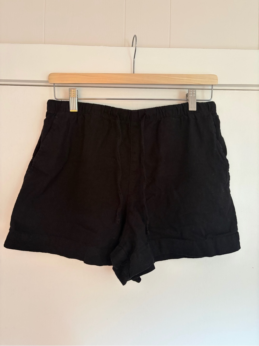 Gap 4” High Rise Linen Blend Drawstring Shorts